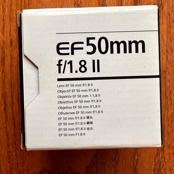 Canon EF 50mm f/1.8 II Lens - Picture 3 of 6